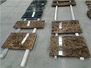 Azulejo emperador oscuro