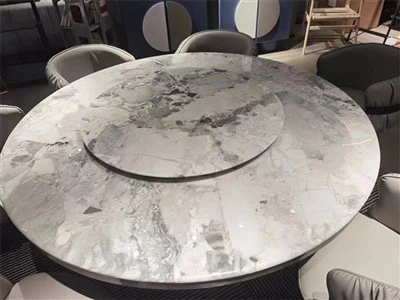 Mesa de comedor de mármol gris claro