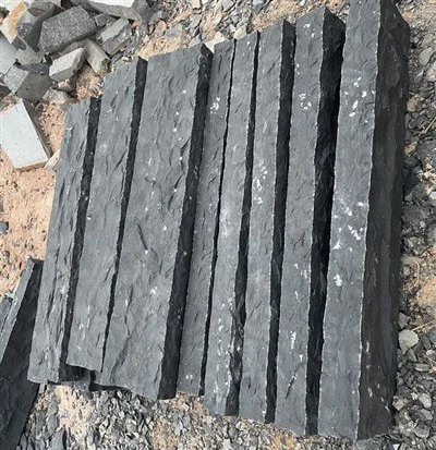 Costo de la cerca del pilar de piedra
