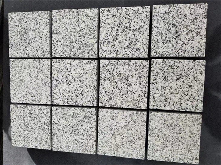 Cubos de piedra asequibles para proyectos de pavimentación