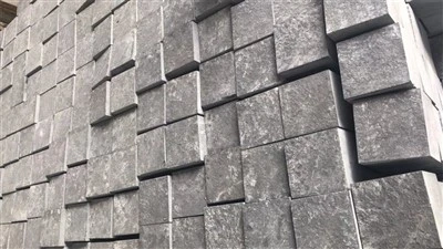 Adoquines negros para caminos de entrada